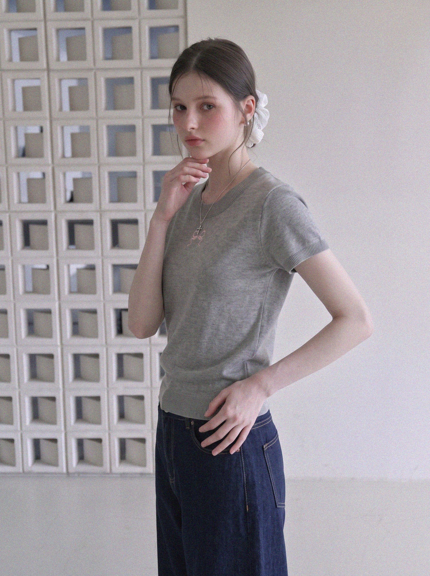 2026 New Summer Women's Knit Short Sleeve T-Shirt Bow Embroidery Ice Silk Top - Image 4