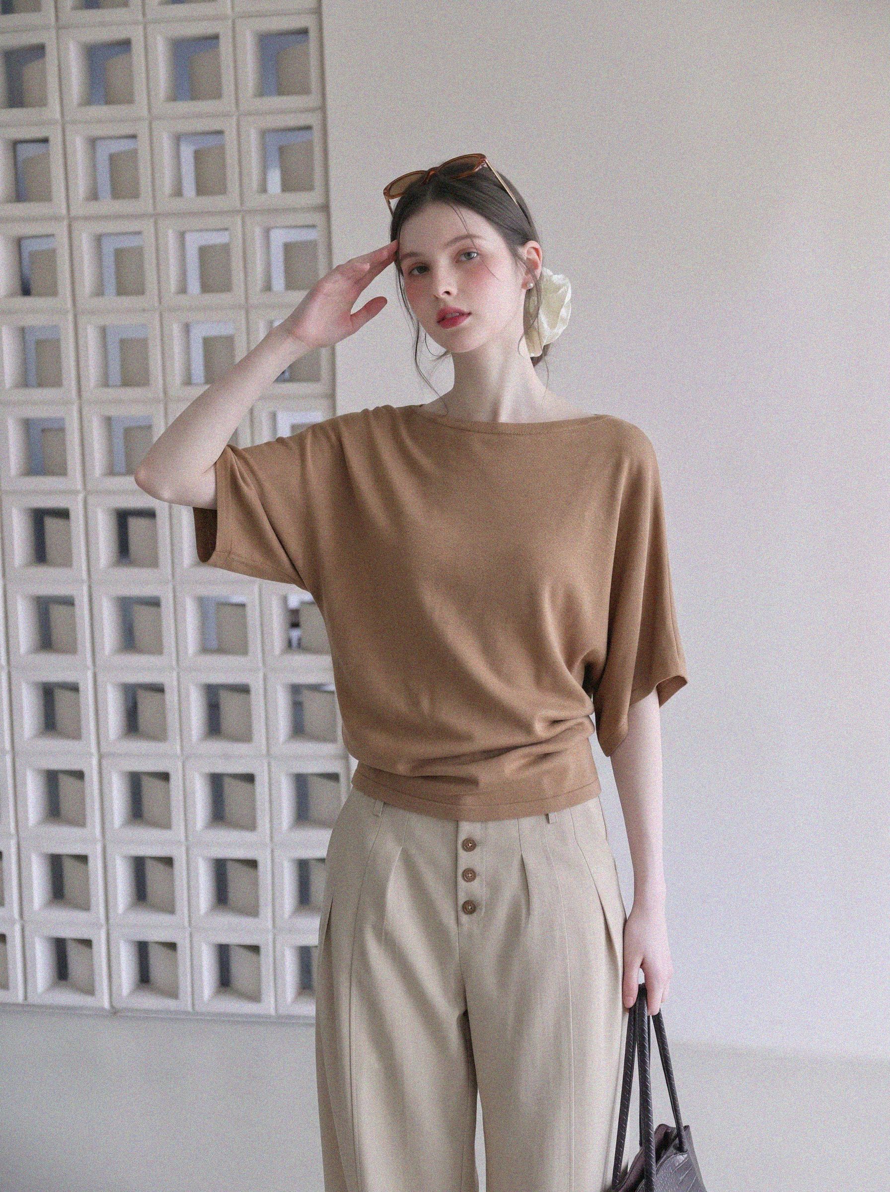French Vintage Camel Batwing Sleeve Knit Top for Women Summer 2026 Loose Casual Slimming Pullover - Image 2