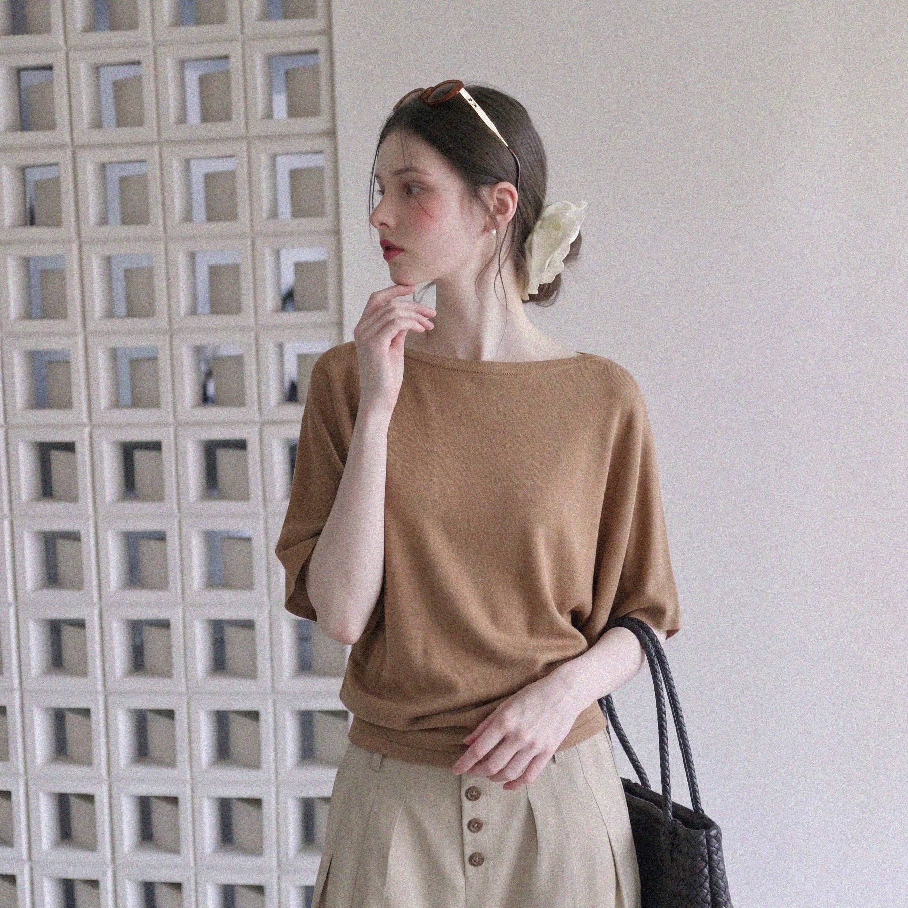French Vintage Camel Batwing Sleeve Knit Top for Women Summer 2026 Loose Casual Slimming Pullover - Image 5