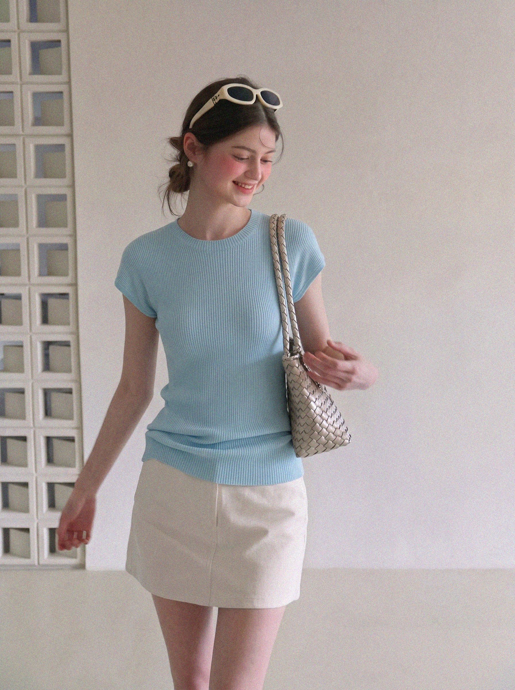 Half High Round Neck Blue Vest T-Shirt for Women Summer American Style Shoulder Fitted Knit Top Sleeveless