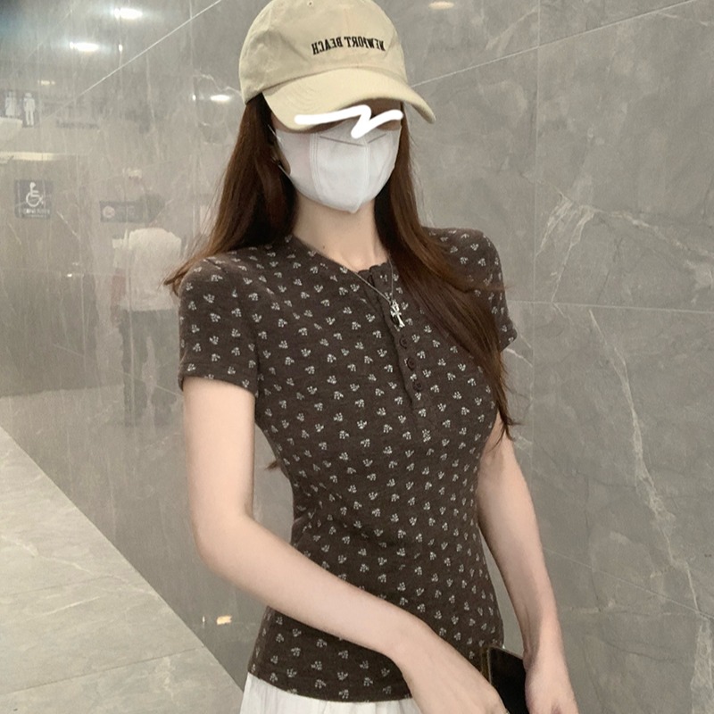 Women's Summer Knit Floral Henley Neck T-Shirt Short Sleeve Slim Fit 270g Fabric - Image 5